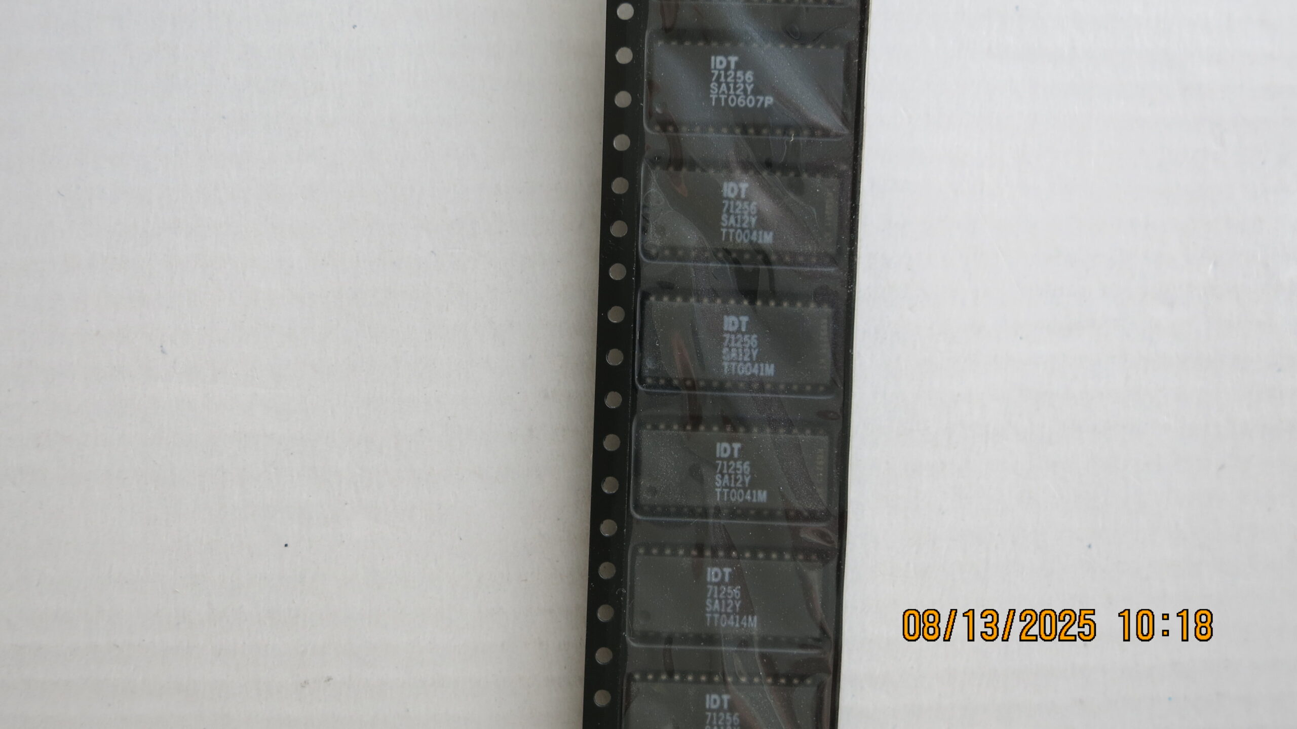 IDT71256SA12Y - Image 14